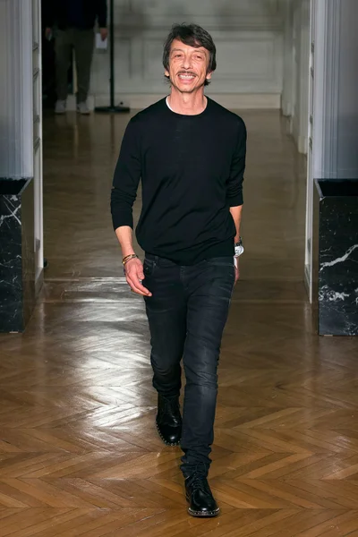 Look 62